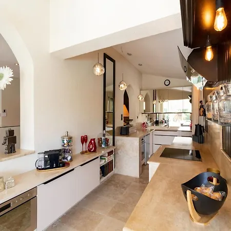 Villa In With Private Pool, Cleaning Included